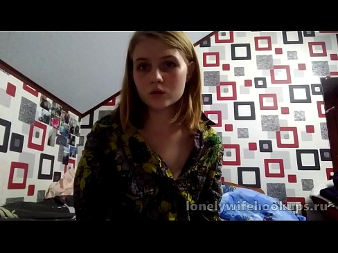 ❤️ 来自俄罗斯的年轻金发碧眼的学生喜欢更大的阴茎。 Just porn